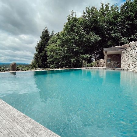 サンティアゴ・デ・コンポステーラ Casa Do Cebro Casa Con Piscina Y Jacuzzi Privadosヴィラ エクステリア 写真