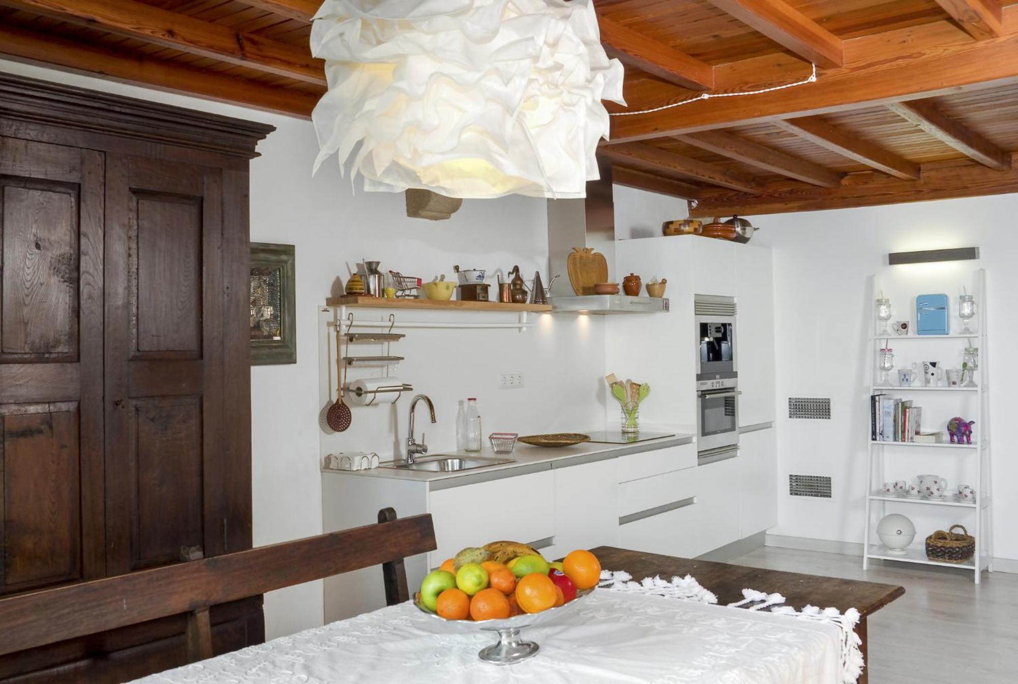 サンティアゴ・デ・コンポステーラ Casa Do Cebro Casa Con Piscina Y Jacuzzi Privadosヴィラ エクステリア 写真